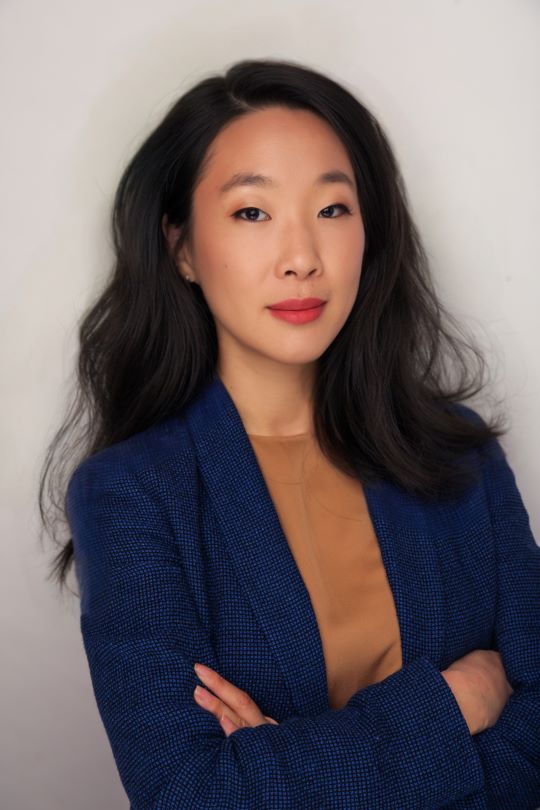 Choe, Julia